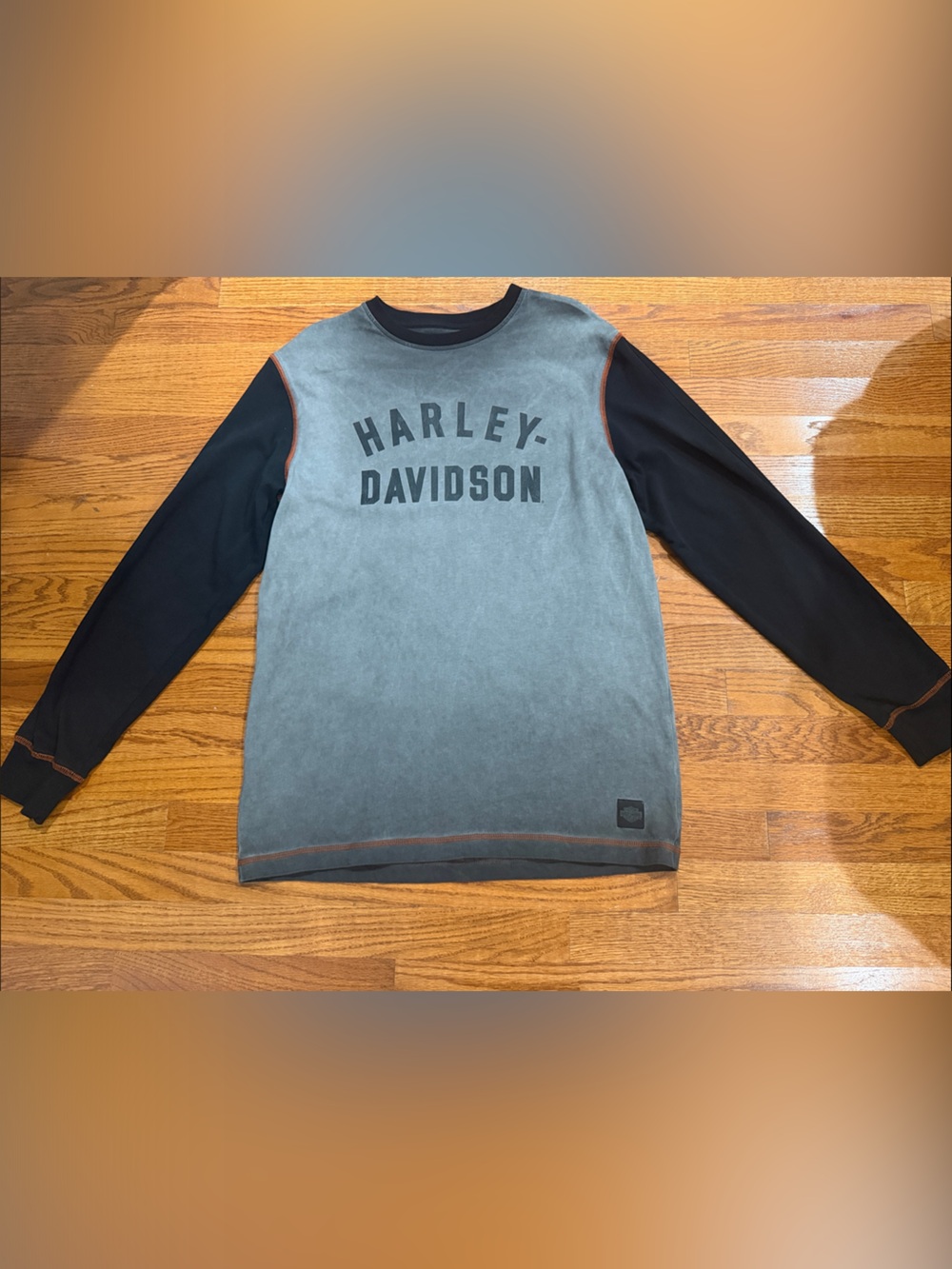 Harley-Davidson Men’s Thick Cotton Gray & Black Crewneck shirt with orange trim.